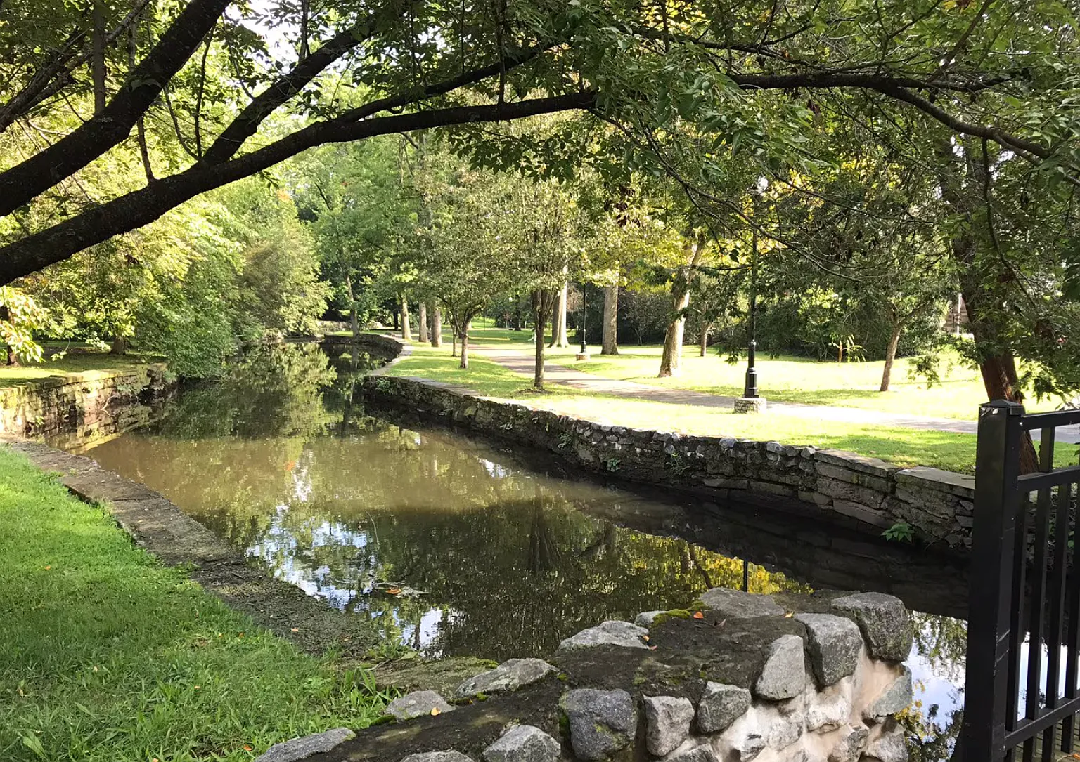 Village Manor — Photo 3