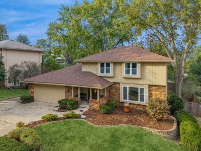 9911 Colby Ave, Clive, IA, 50325