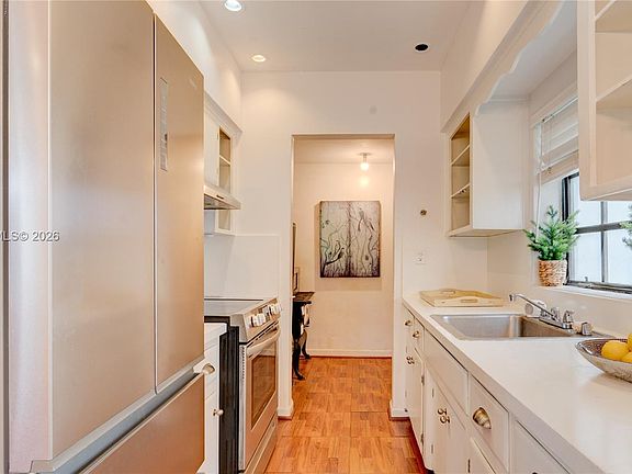 5th image of 10420 SW 149th St