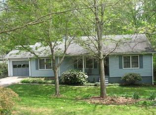 4258 Friar Tuck Ln, Buford, GA 30519