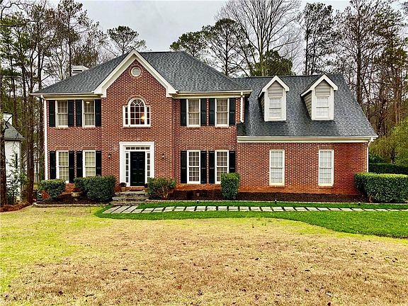 2nd image of 5345 Skidaway Dr