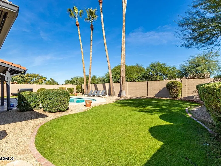 15805 N 60th Way — Photo 35