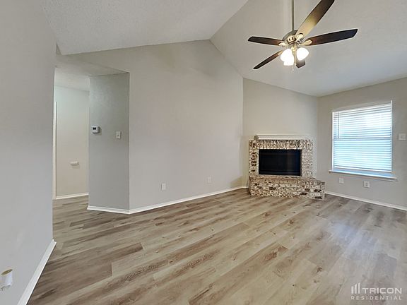2nd image of 4656 Goldrock Dr