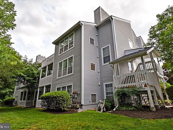 3rd image of 12040 Cardamom Dr #12040