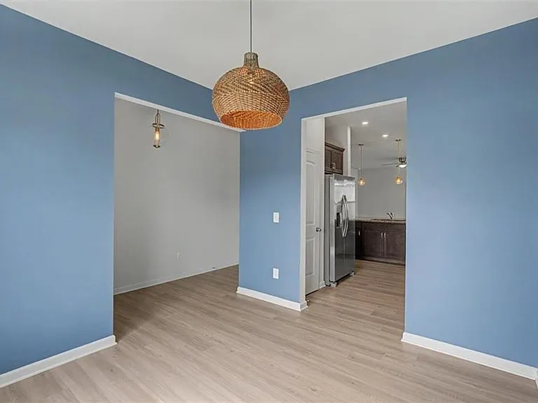 514 Denton Dr — Photo 26