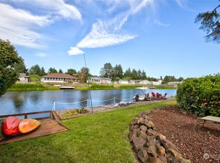 576 Point Brown Ave SE, Ocean Shores, WA
