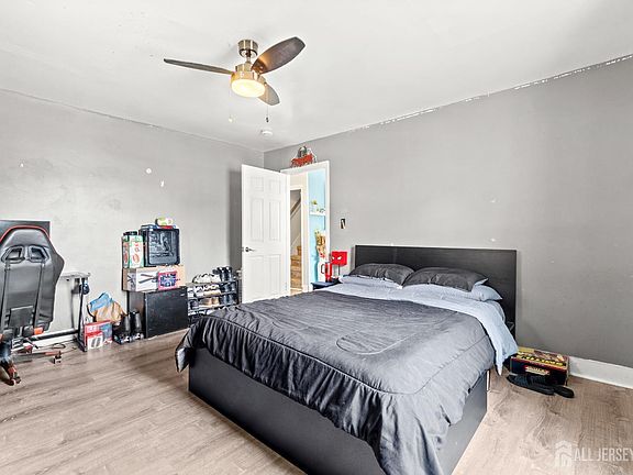 5th image of 34 Ling St