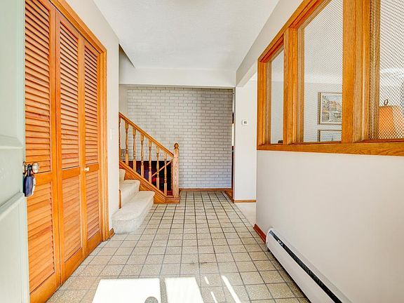 3rd image of 769 Upper Colonial Dr