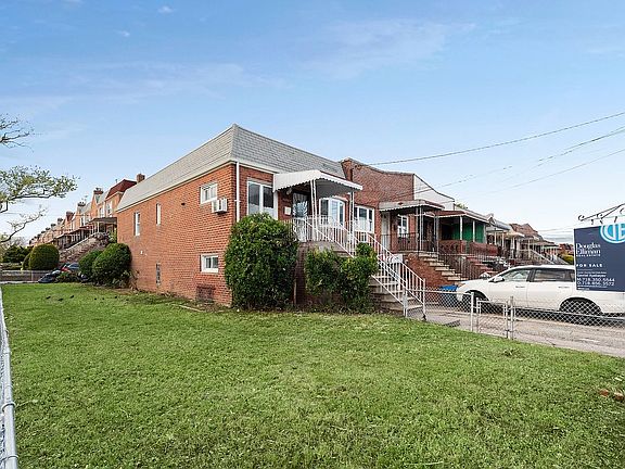 2nd image of 10301 Avenue