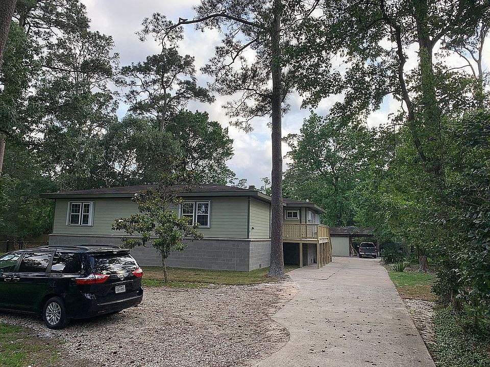 2nd image of 3520 Maple Dr