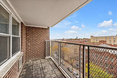 2550 Olinville Avenue #9g In Bronxwood, Bronx 