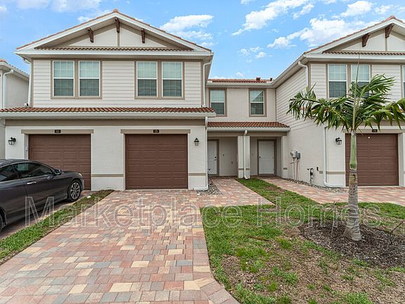 4th image of 7147 Greenwood Park Cir #15
