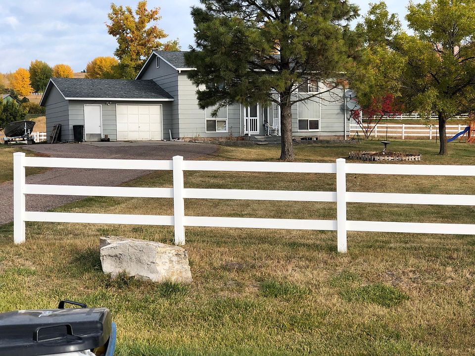 2nd image of 41838 Baypoint Rd