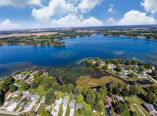 1761 Chapman Lake Dr, Warsaw, IN