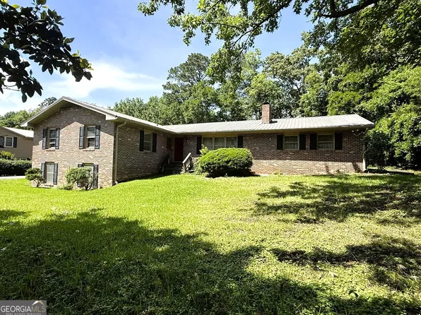 409 Edwards St, Elberton, GA 30635