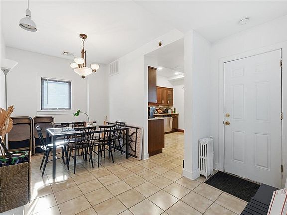 4th image of 207 19th St Floor 1