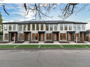 3001 NE Ainsworth St, Portland, OR 97211