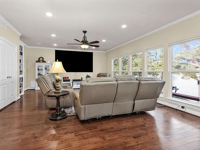 1502 Wimbledon Dr — Photo 24
