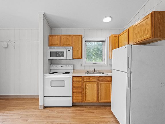 4th image of 1472 Chena Point Ave #3