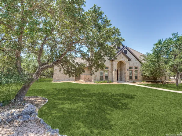 427 RANCH PASS, Fair Oaks Ranch, TX 78015