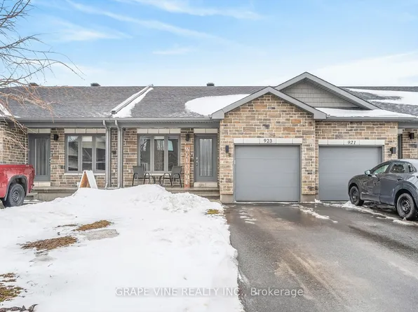 923 Leishman Dr, Mississippi Mills, ON K0A 1A0