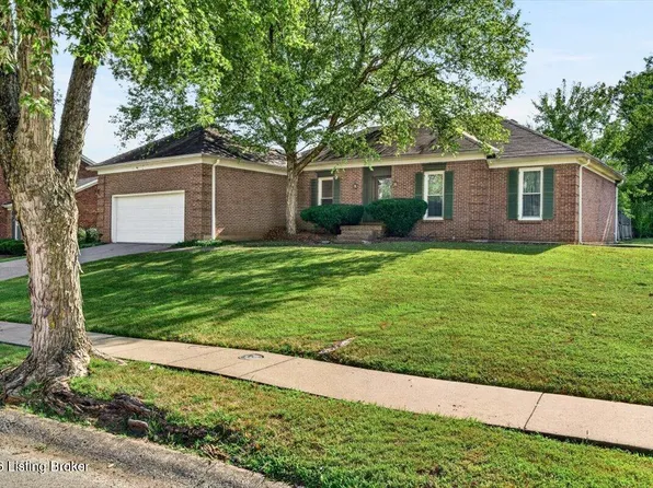 105 Beckley Woods Dr, Louisville, KY 40245