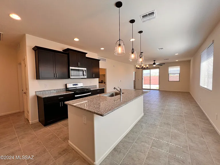 12641 E Caden Dr — Photo 7