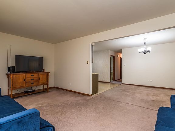 5th image of 5406 W 25th St