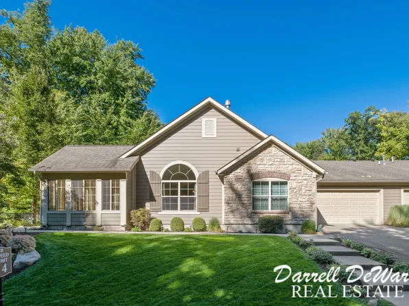 1059 Bridge Crest Dr SE, Ada, MI 49301