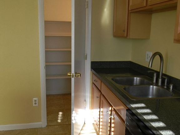 2nd image of 3395 Benbow Ct