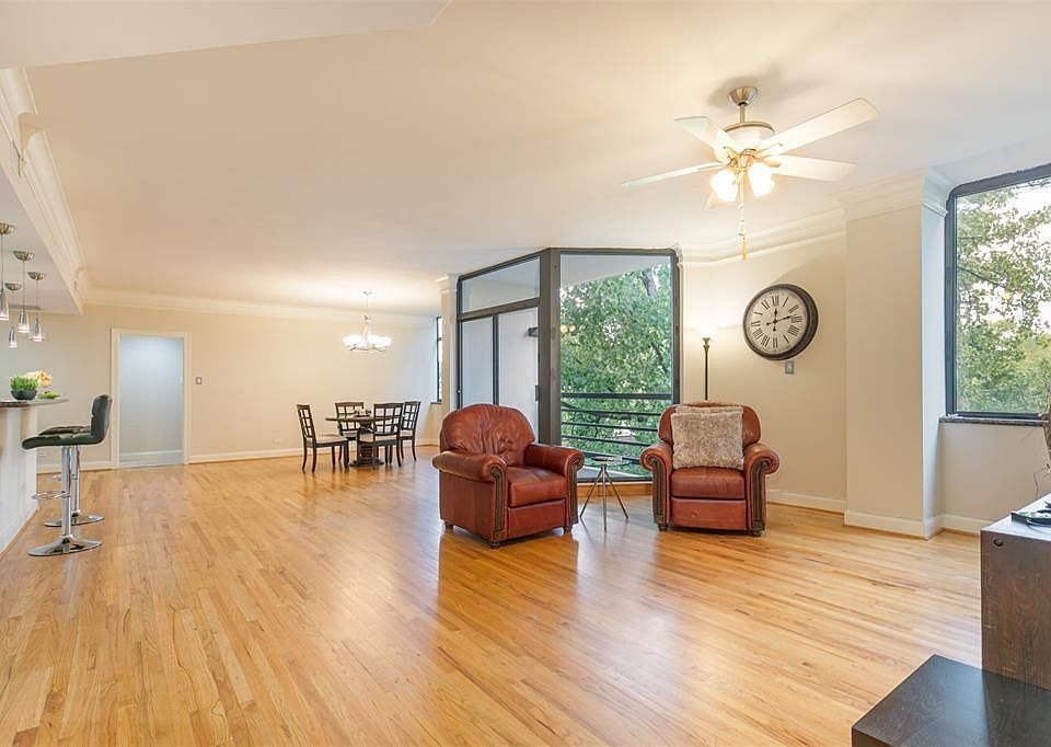 1st image of 4950 Woodway Dr Unit 408