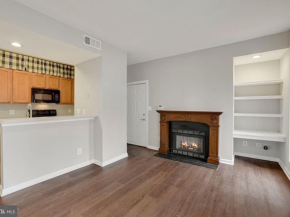 4th image of 12156 Penderview Ter APT 1227