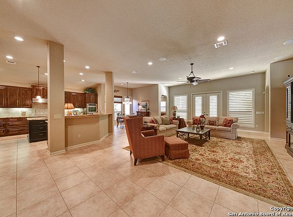 5th image of 3307 Medaris Ln
