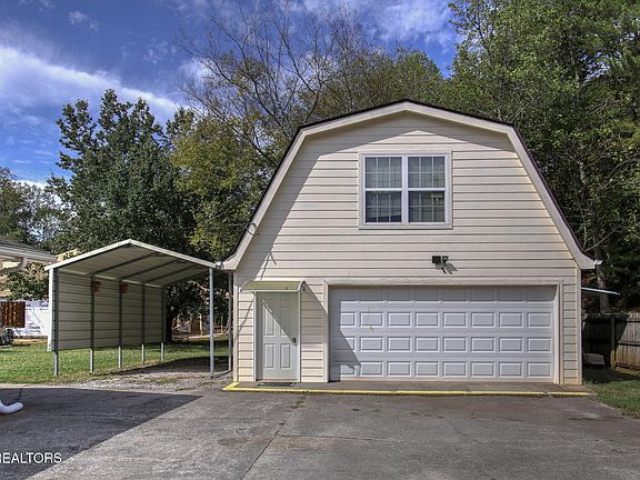 2nd image of 1412 Hillvale Rd