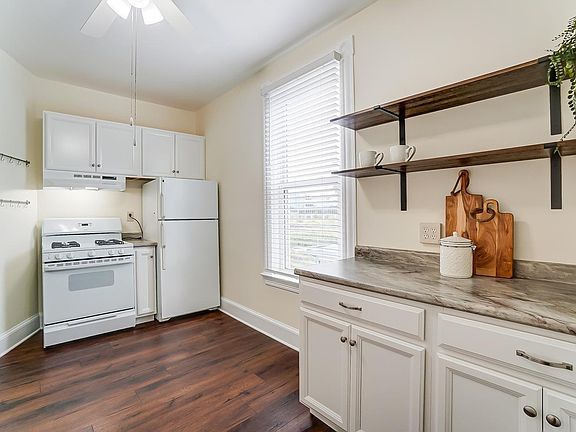 4th image of 2017 Foraker Ave Unit 2