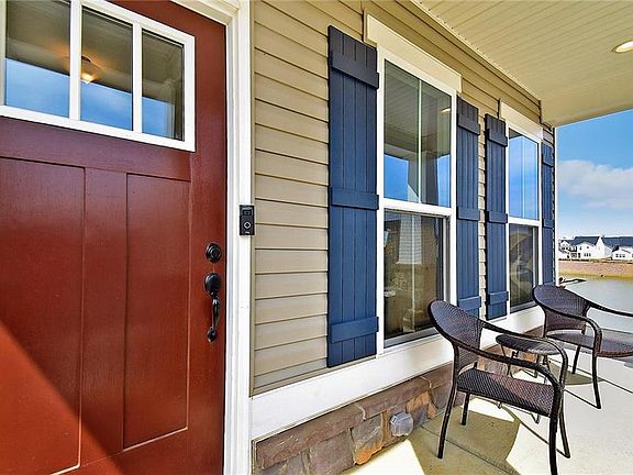 2nd image of 2253 Emanuel Ct