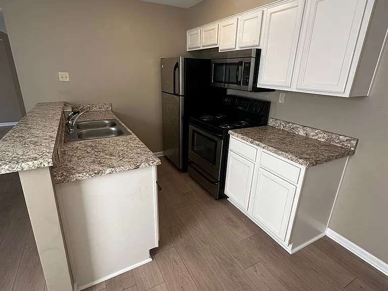 6770 Enchanted Oak Pl — Photo 5