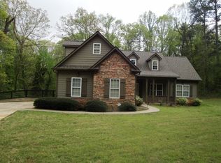 300 Hunnicutt Rd SE, Mableton, GA 30126