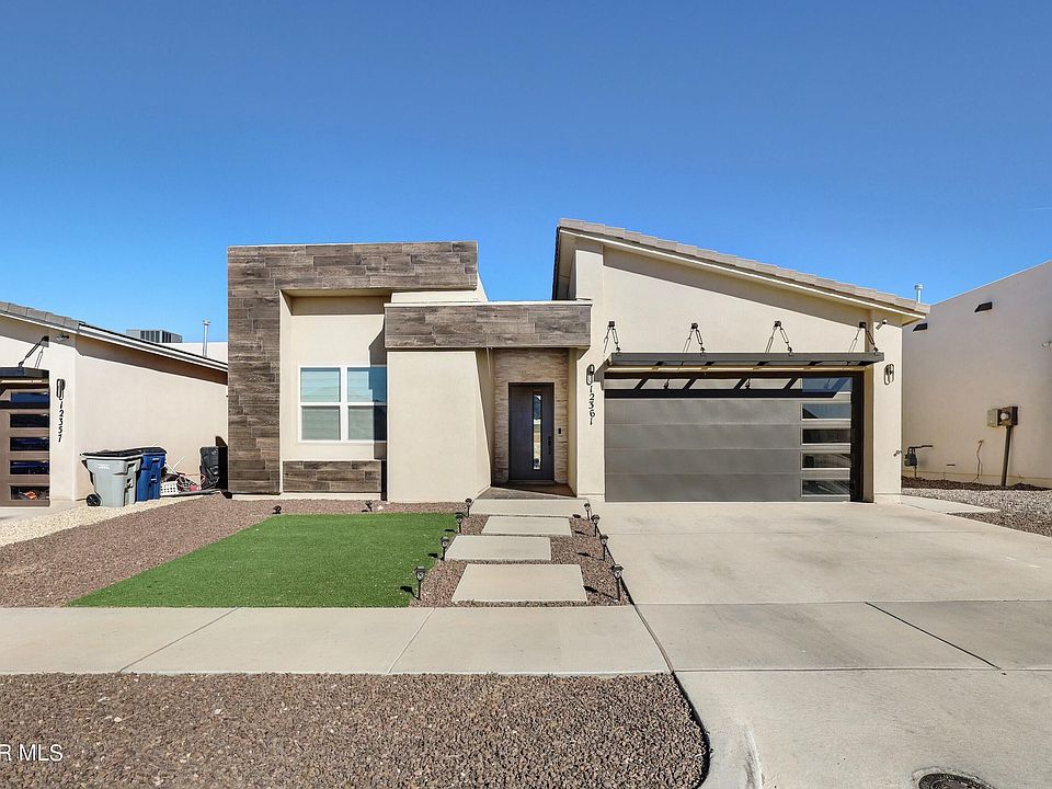 1st image of 12361 Desert Pine Ave
