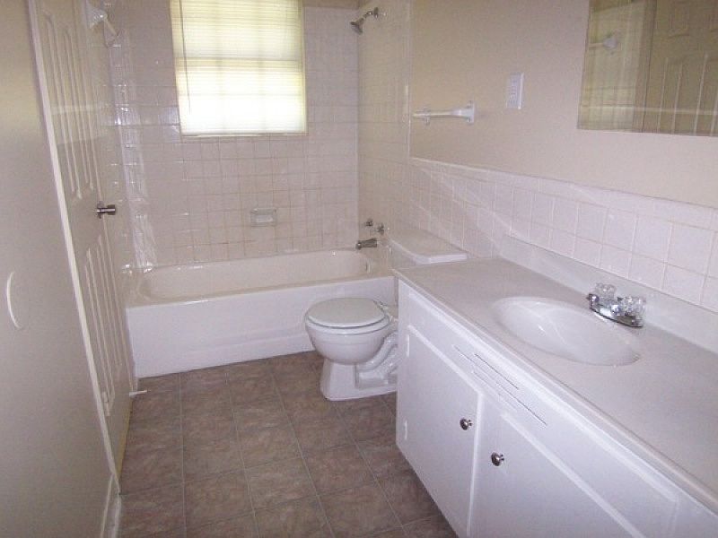 2nd image of 2760 Seaforth Cv