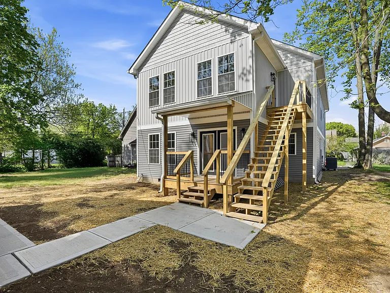 4623 Rookwood Ave — Photo 50