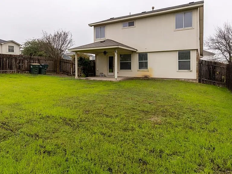 1701 Golden Sunrise Ln — Photo 25