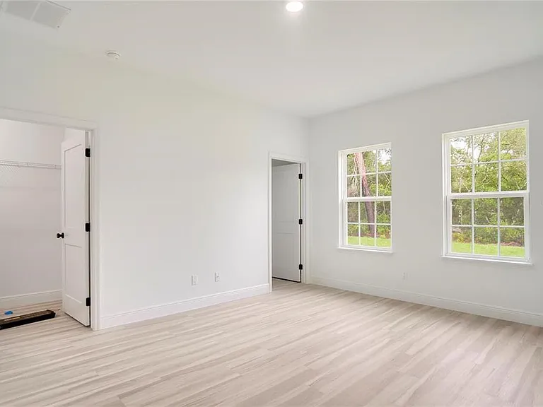 417 Marion Oaks Ln — Photo 10