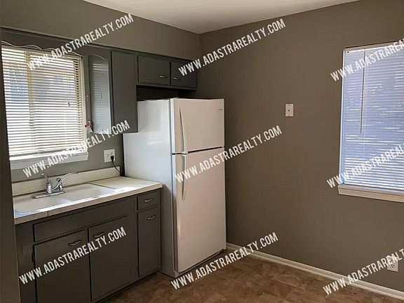 5th image of 9400 Ballentine St