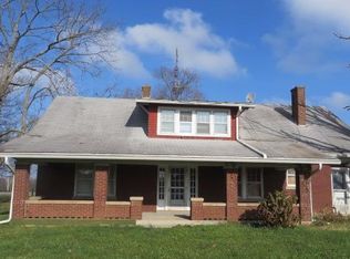 1978 Cynthiana Rd, Paris, KY 40361