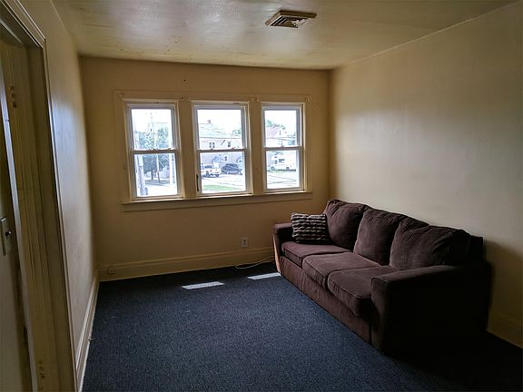 4th image of 159 Vulcan St #4