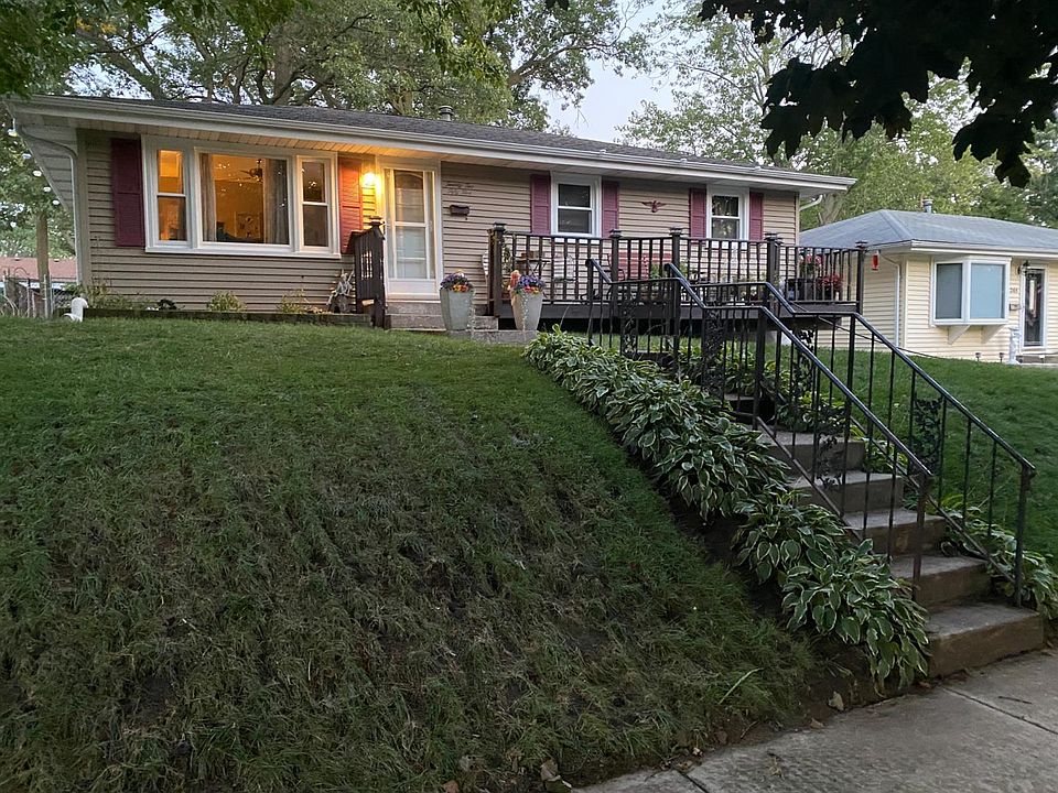 1st image of 2255 Vermillion St