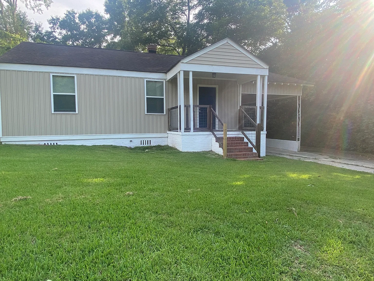 4 bed, 1448 sqft, $1,750 — Photo 2