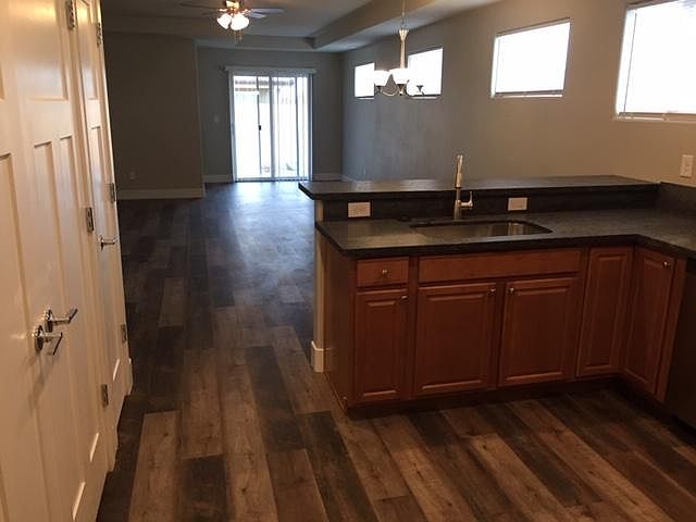 2nd image of 216 Turnberry Ln