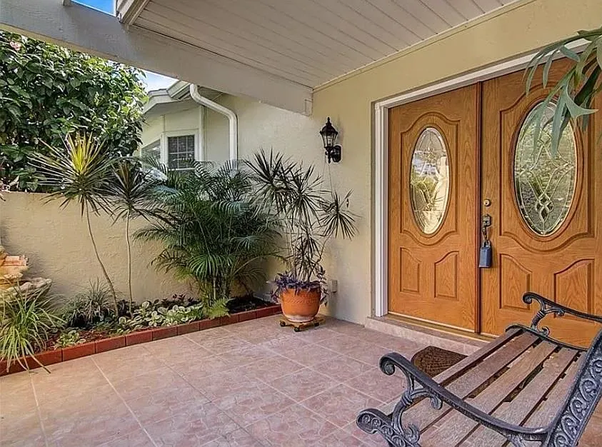 4 bed, 2.5 bath, 2244 sqft, $3,795 — Photo 4